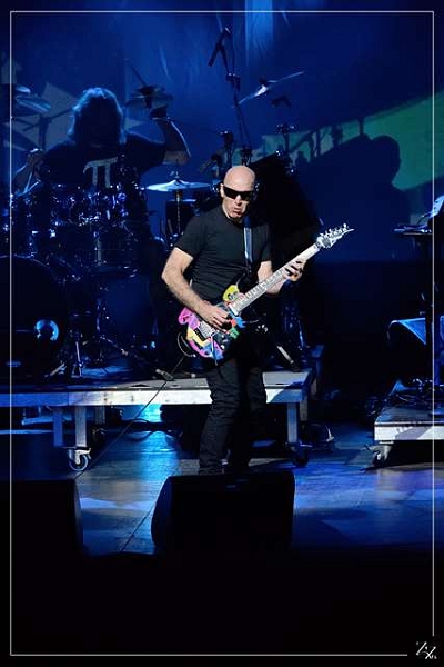 NIK_2692 Joe Satriani 17-09-2015 (Zz) (p).jpg